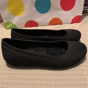 Black Crocs Ballet Flats